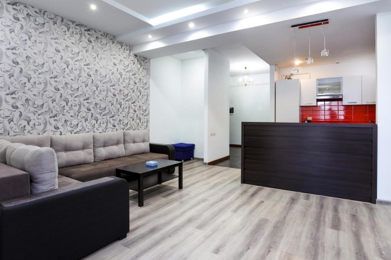 Stay Inn Apartments At Northern Avenue 예레반 외부 사진
