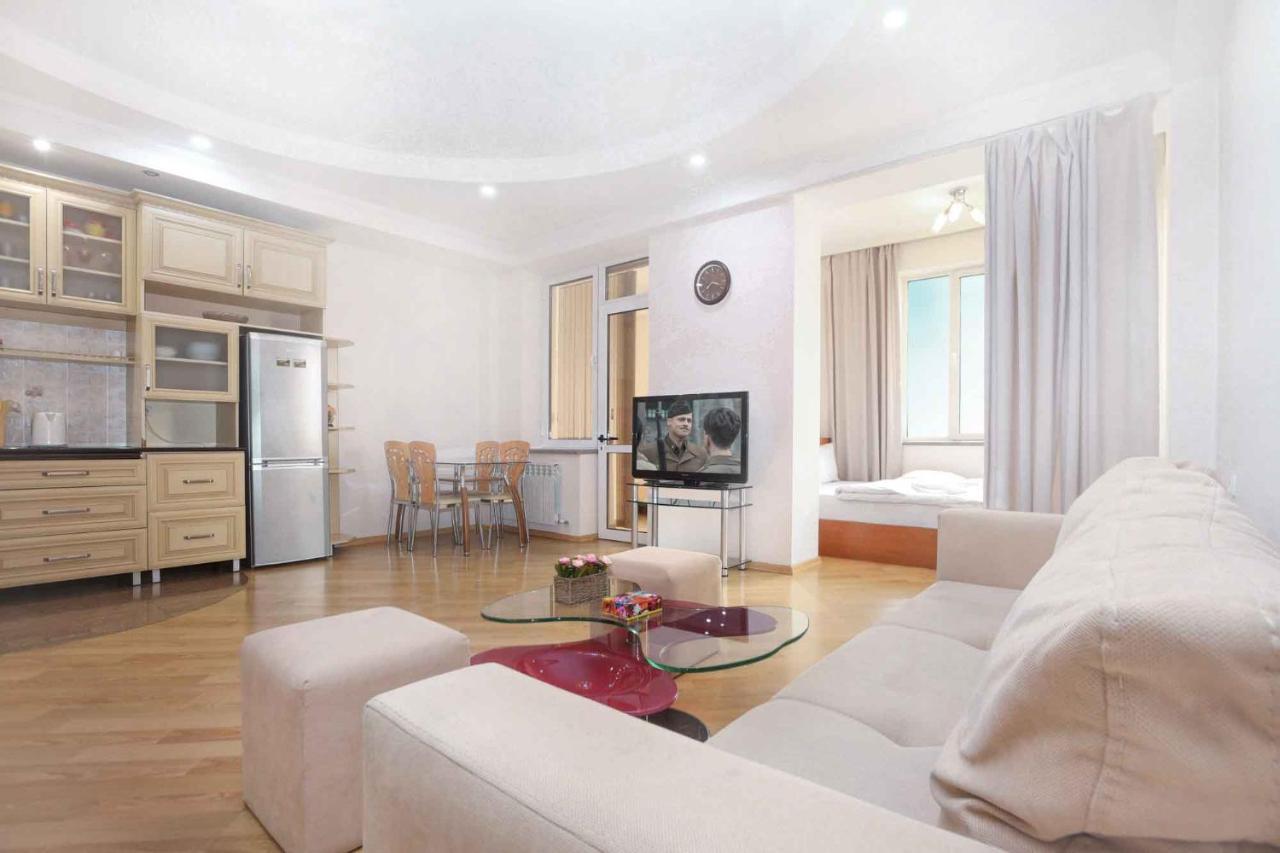 Stay Inn Apartments At Northern Avenue 예레반 외부 사진