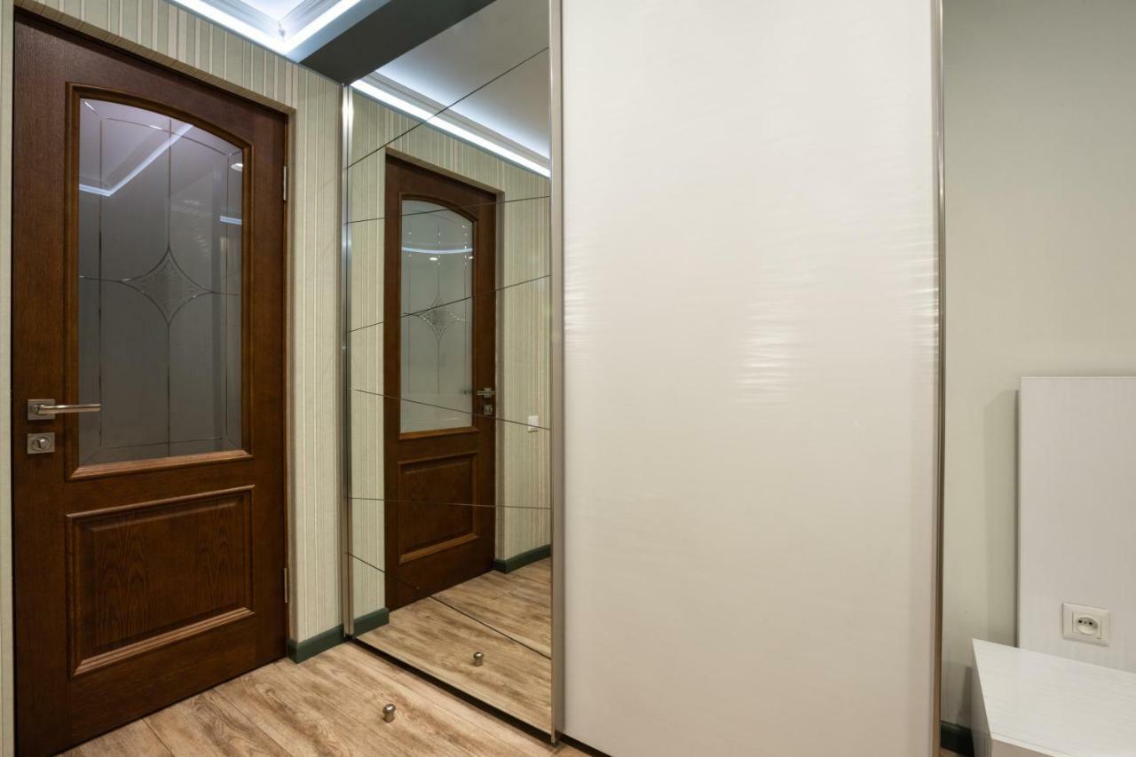 Stay Inn Apartments At Northern Avenue 예레반 외부 사진