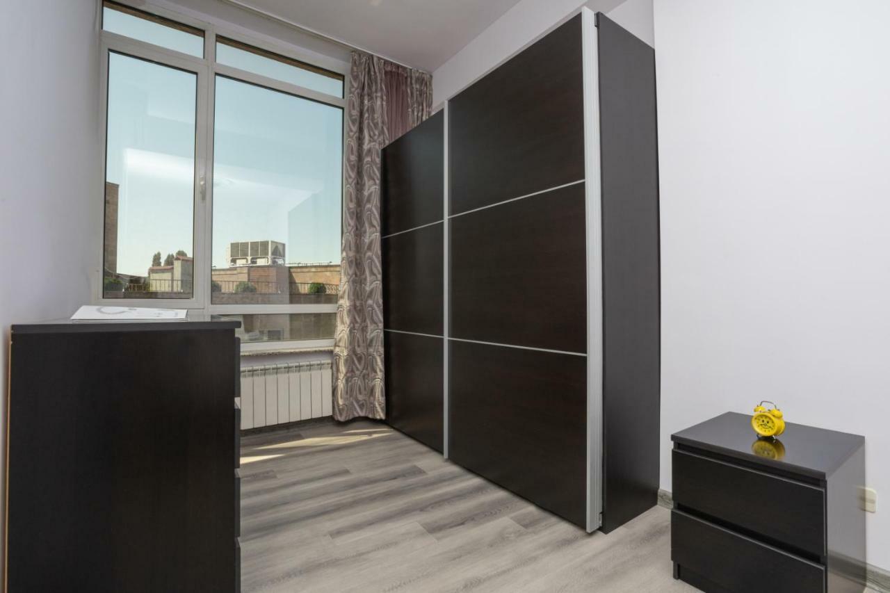 Stay Inn Apartments At Northern Avenue 예레반 외부 사진