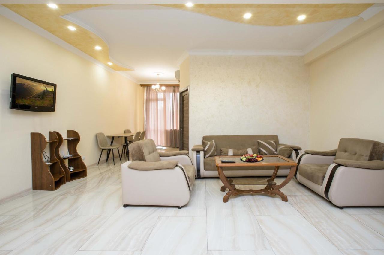 Stay Inn Apartments At Northern Avenue 예레반 외부 사진